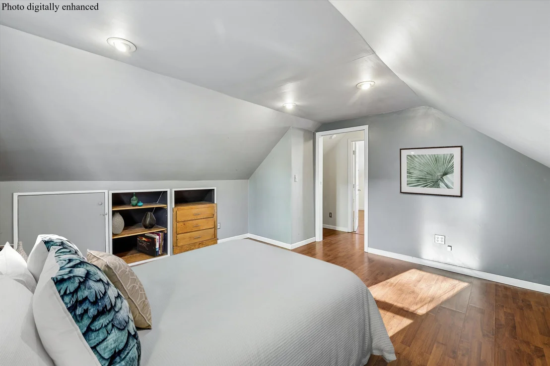 Photo of 232 Seames