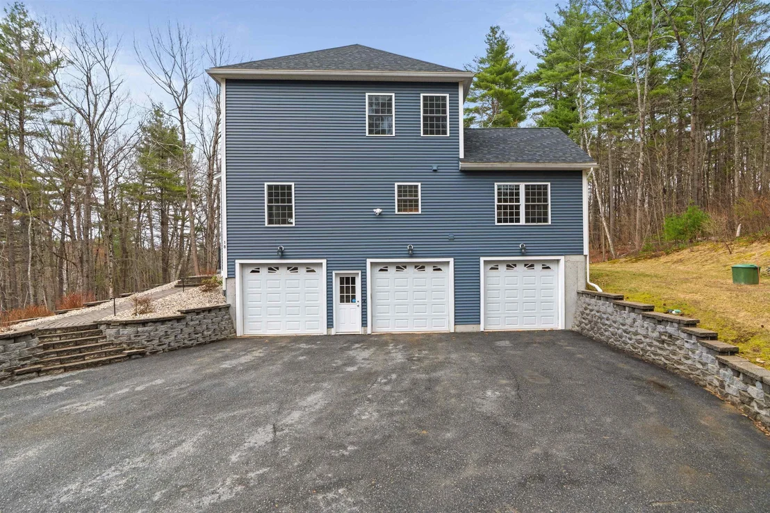 Photo of 18 Longmeadow
