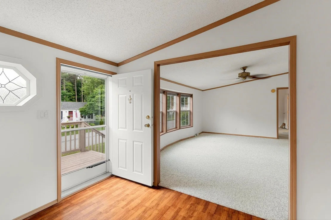 Photo of 611 Meadowbend