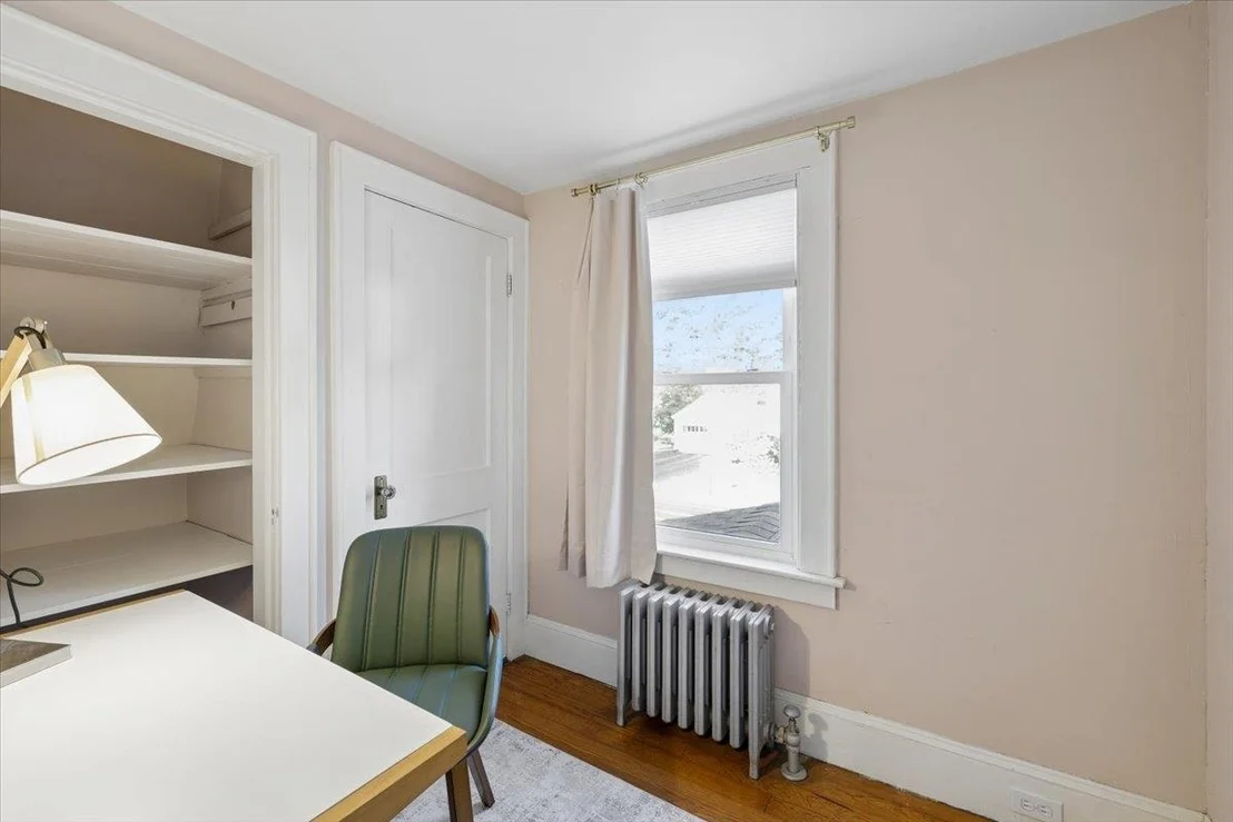 Photo of 838 Maple