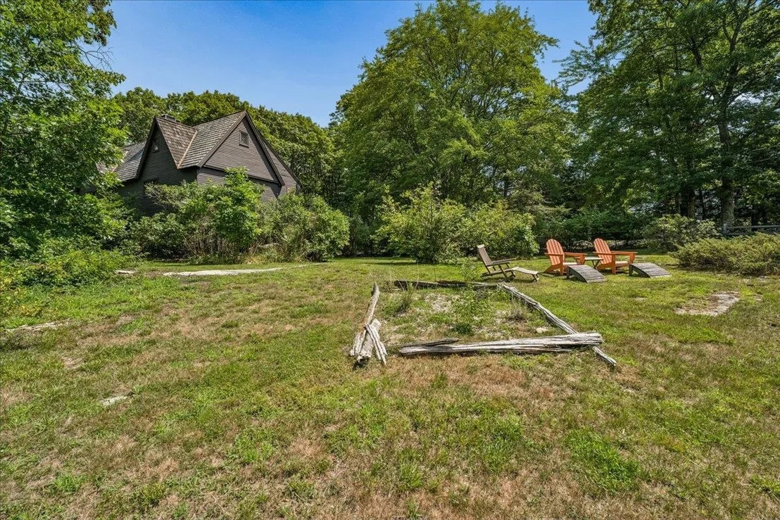 Photo of 14 Walnut Hill