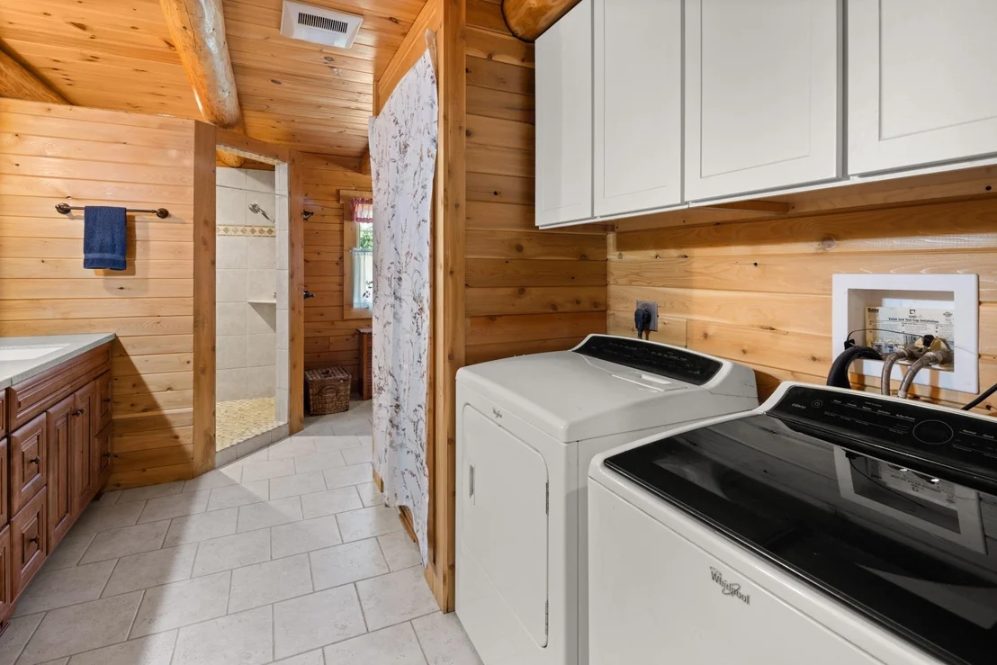 Photo of 611 Whitcomb Island