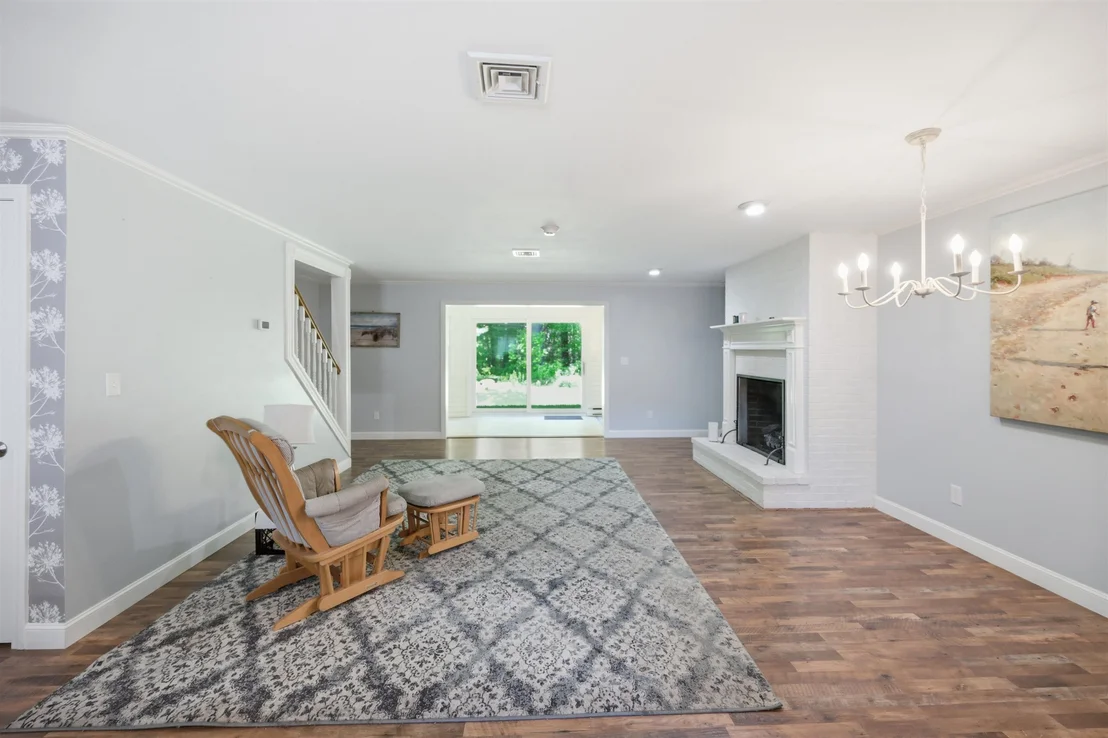Photo of 10 Hampton Towne