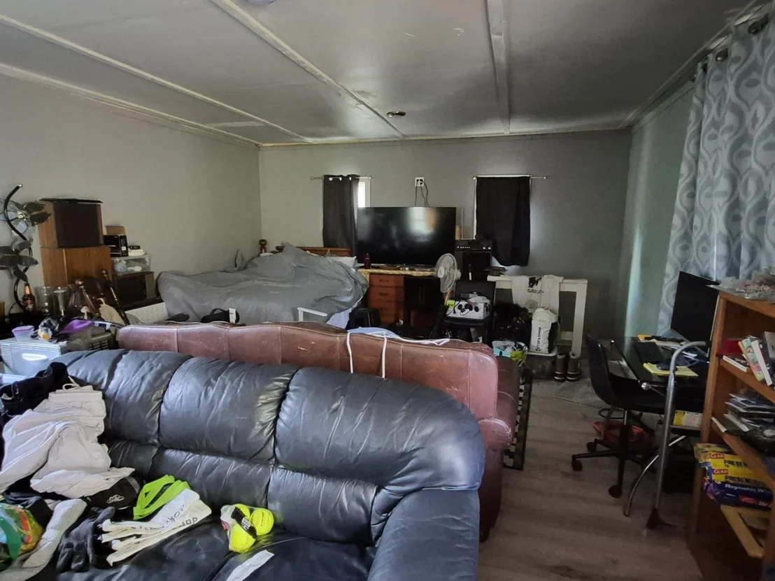Photo of 319 River Road S