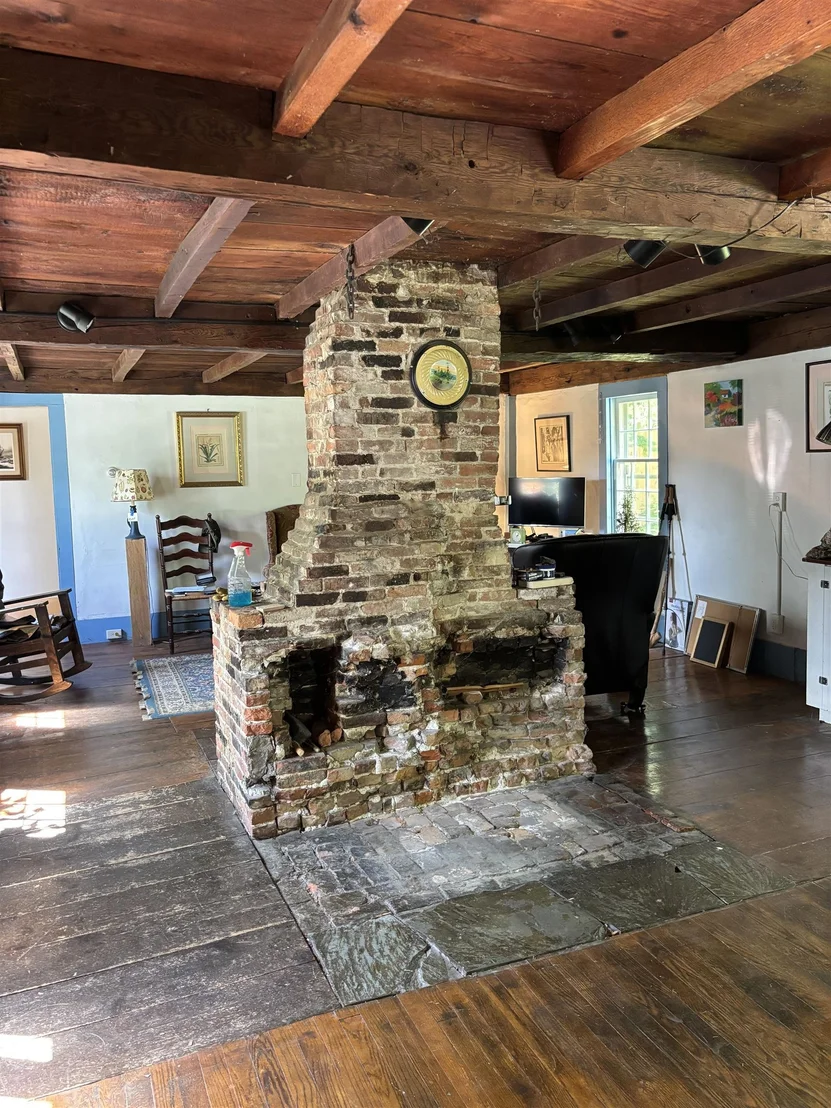 Photo of 193 Pine Hill
