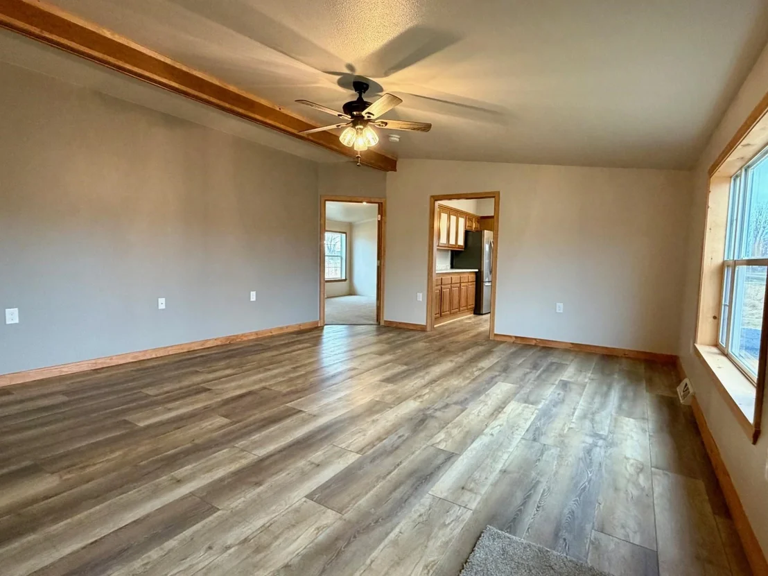 Photo of 111 Deso