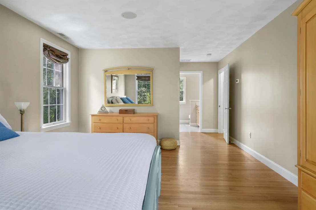 Photo of 221 Piscassic