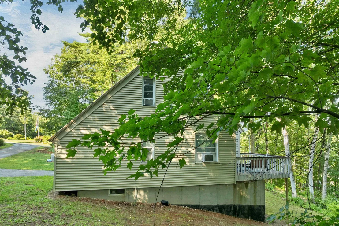 Photo of 10 Lakeview