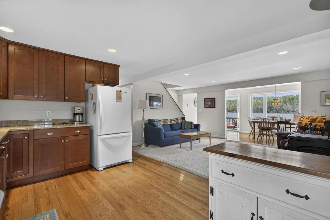 Photo of 408 Whitney