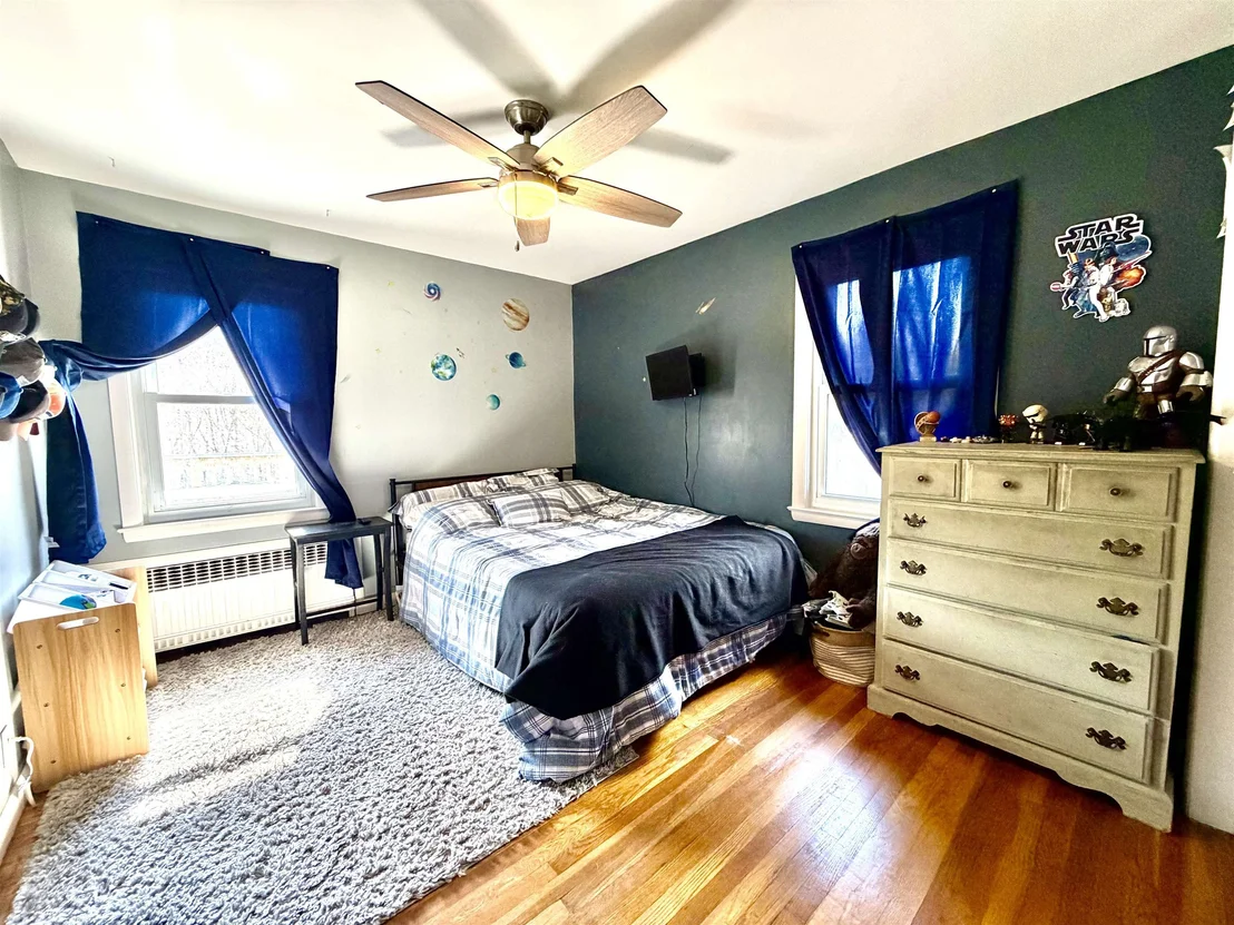 Photo of 471 Madison