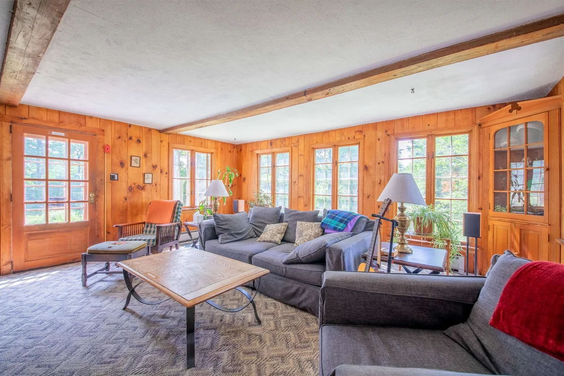 Photo of 254 Lawrence