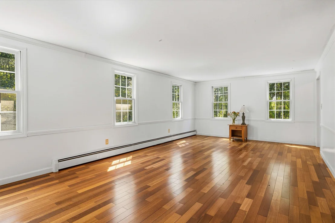 Photo of 140 Pioneer