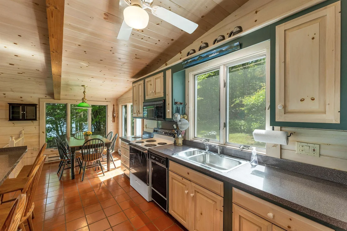Photo of 41 Pine Island