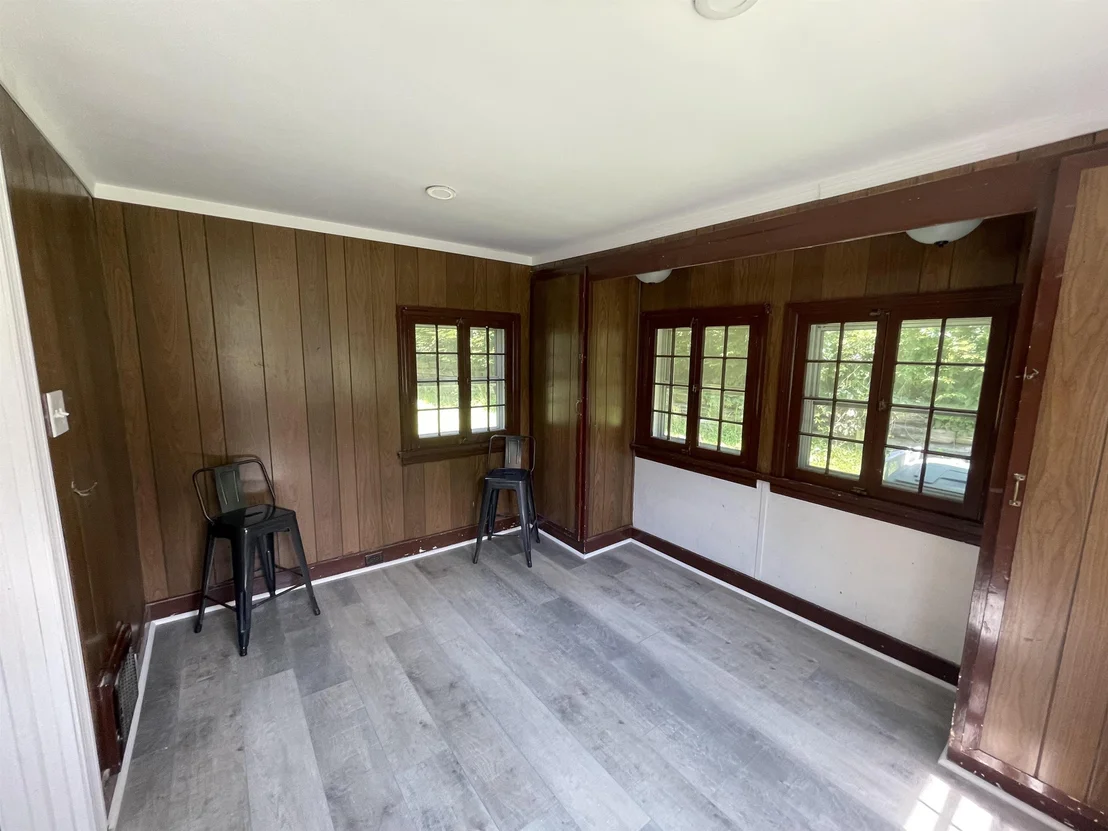 Photo of 32 Pleasant