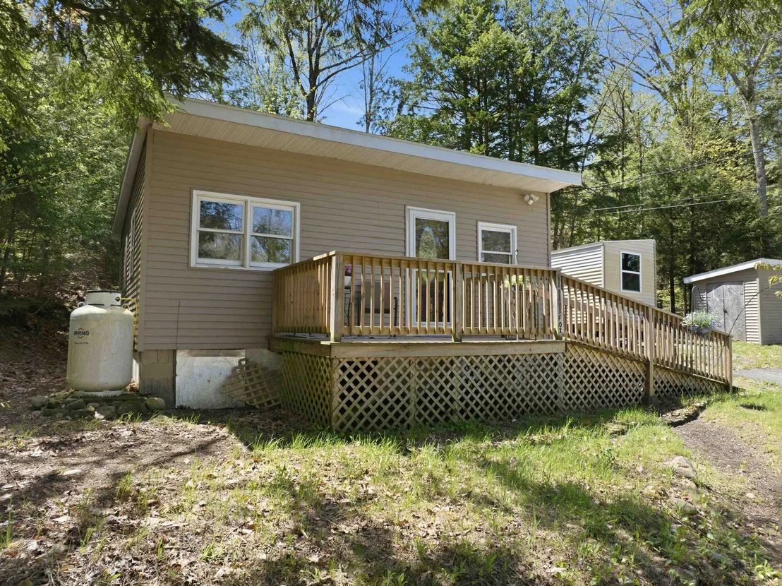 Photo of 111 Fox