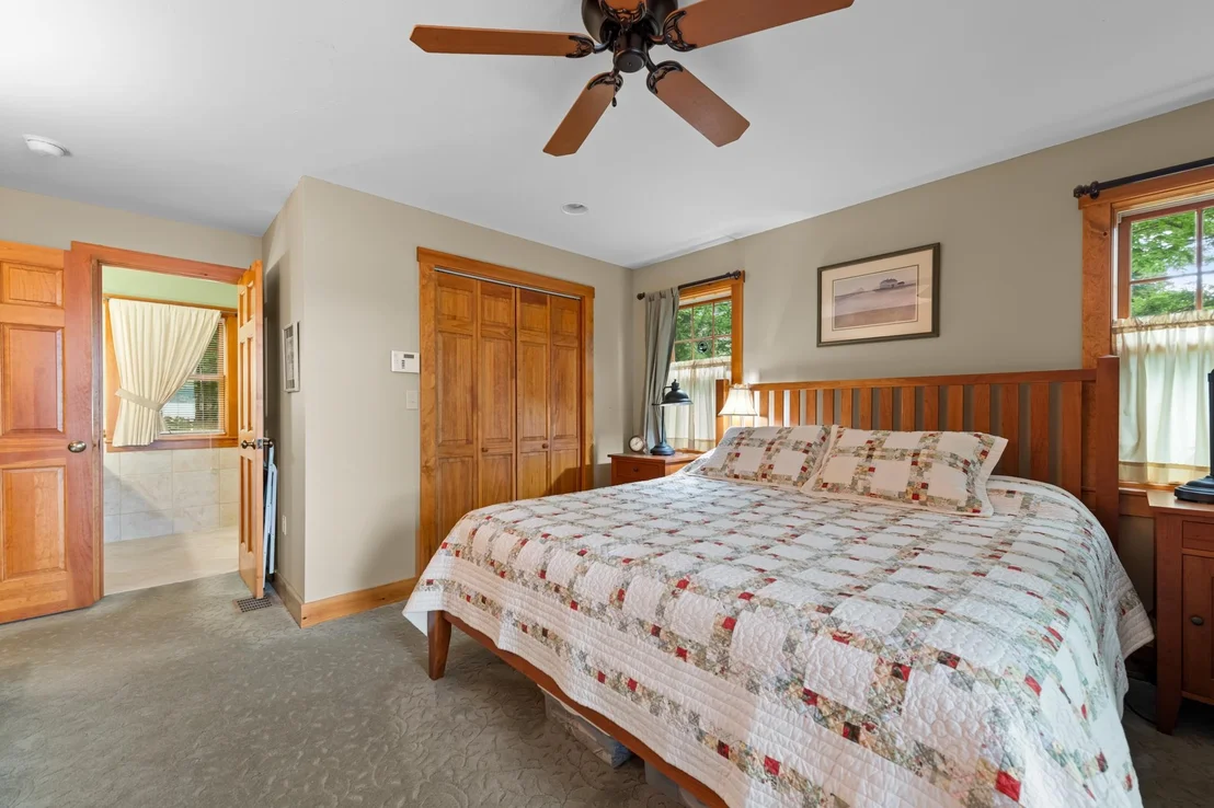 Photo of 33 Arrowhead Point