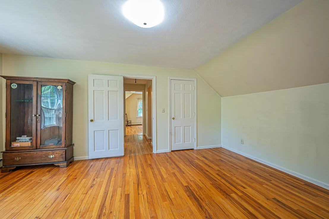 Photo of 7 Squamscott
