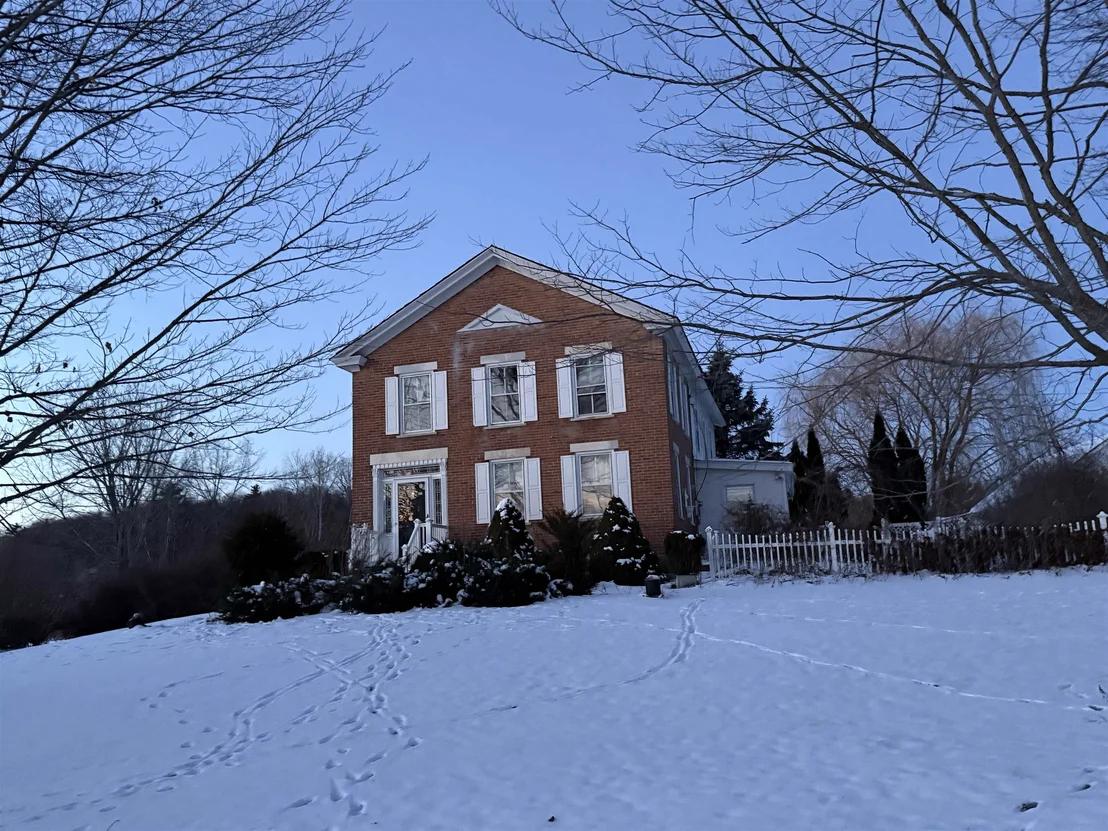 Photo of 6614 Main