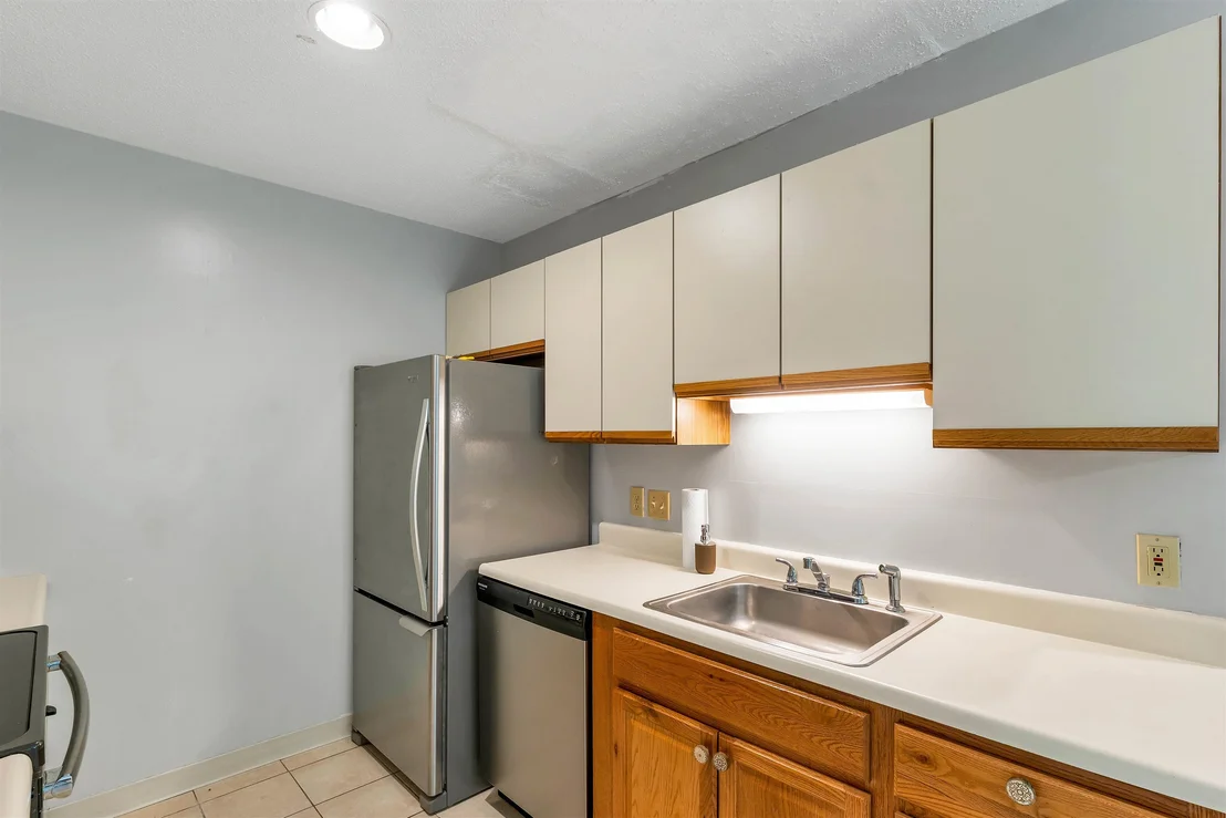 Photo of Unit 1 at 36 Circle