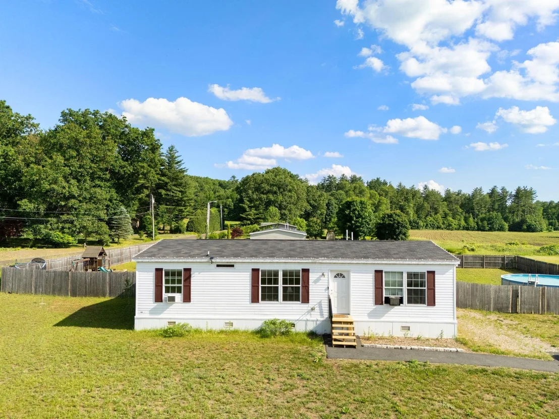 Photo of 243 Newton