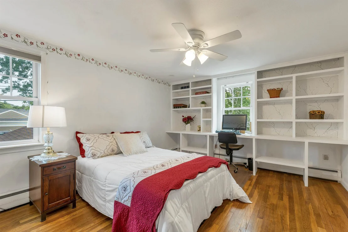 Photo of 2 Belmont