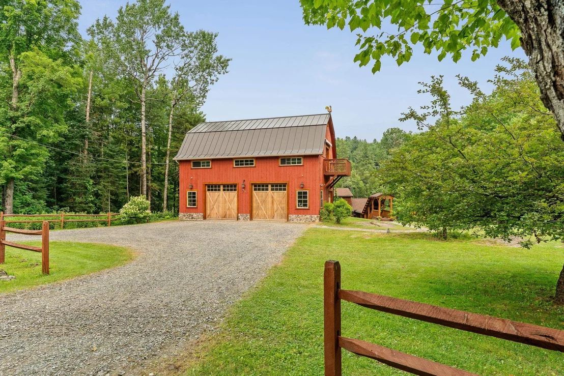 Photo of 939 Chamberlin