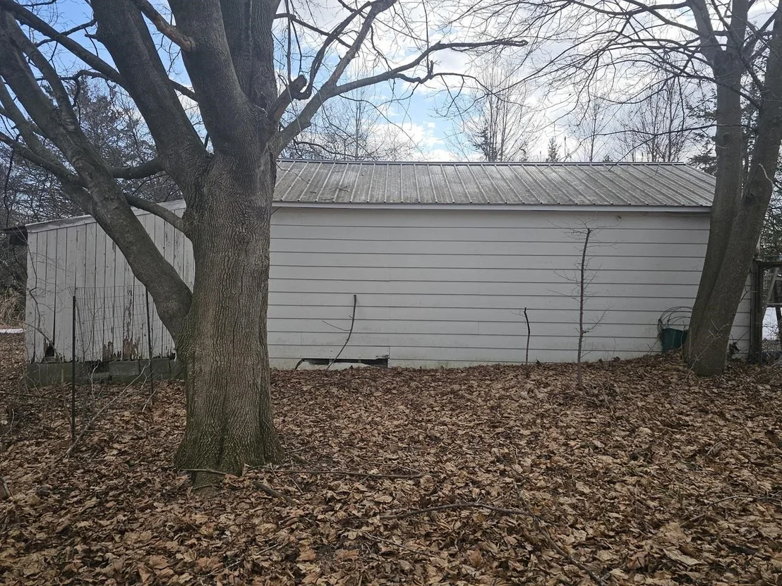 Photo of 3597 Lake