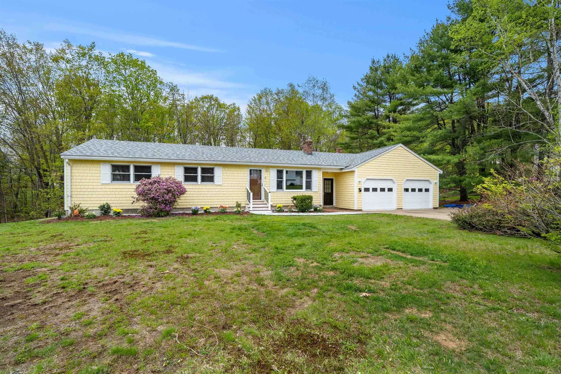 Photo of 6 Colonial