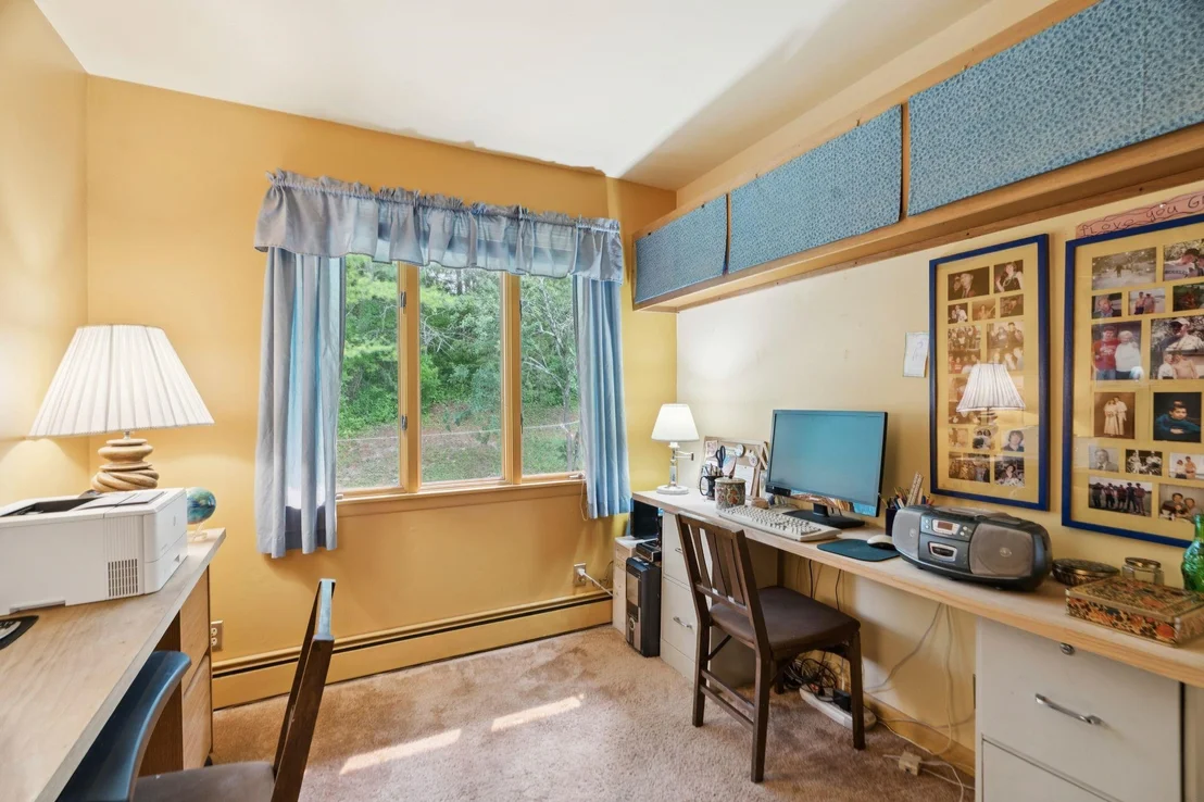 Photo of 28 Booth Woods