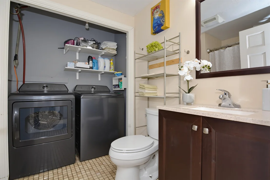 Photo of 33 Redfield