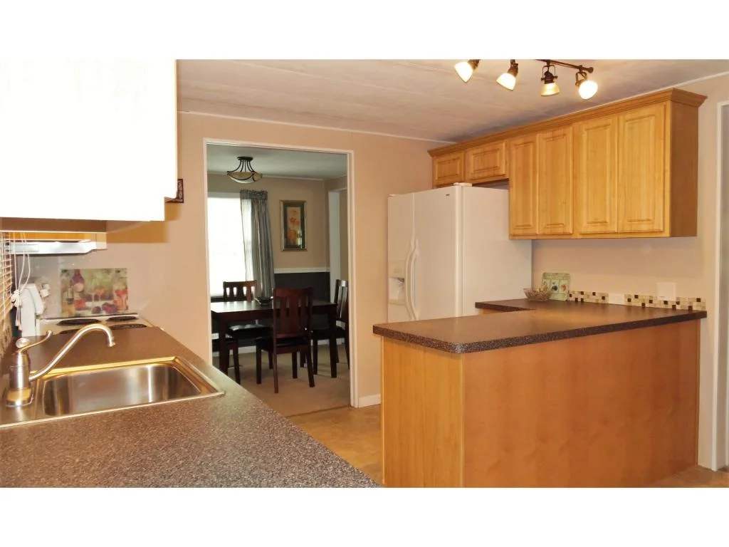 Photo of 235 Robin Hood Dr