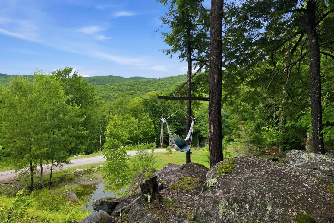 Photo of 125 Cunningham Pond