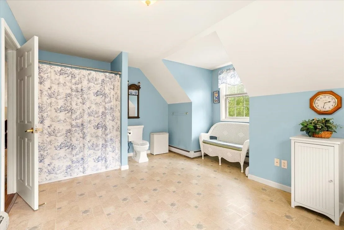 Photo of 548 Silver Pine