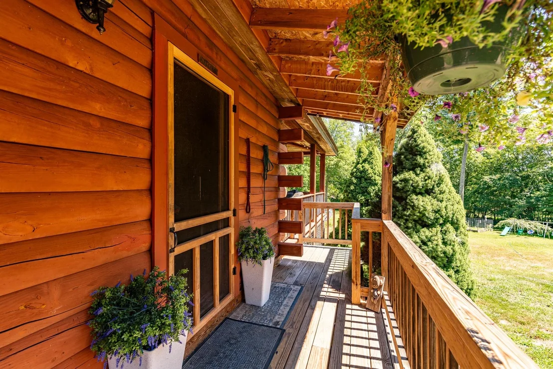 Photo of 708 2Nd Crown Point