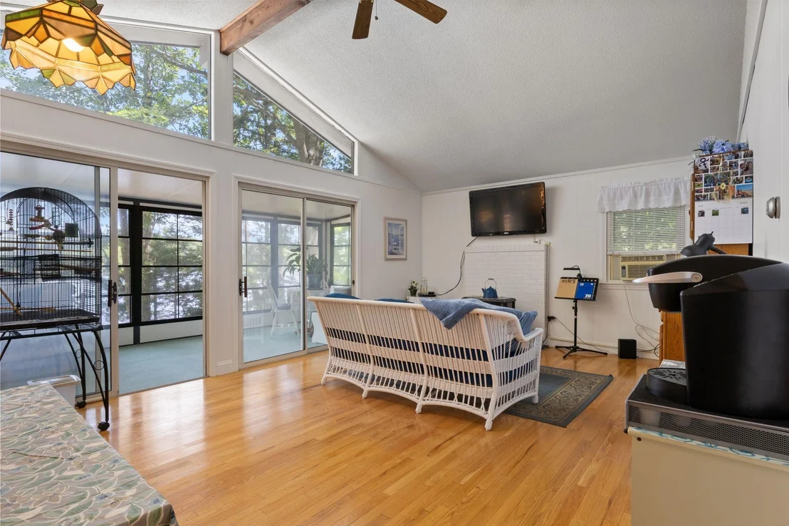 Photo of 276 Varney