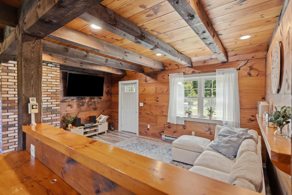 Photo of 498 Brookline