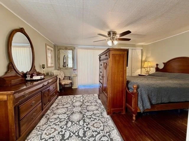 Photo of 355 Willard