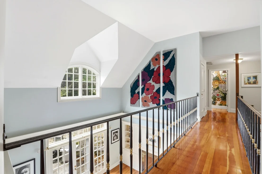 Photo of 63 Ridge