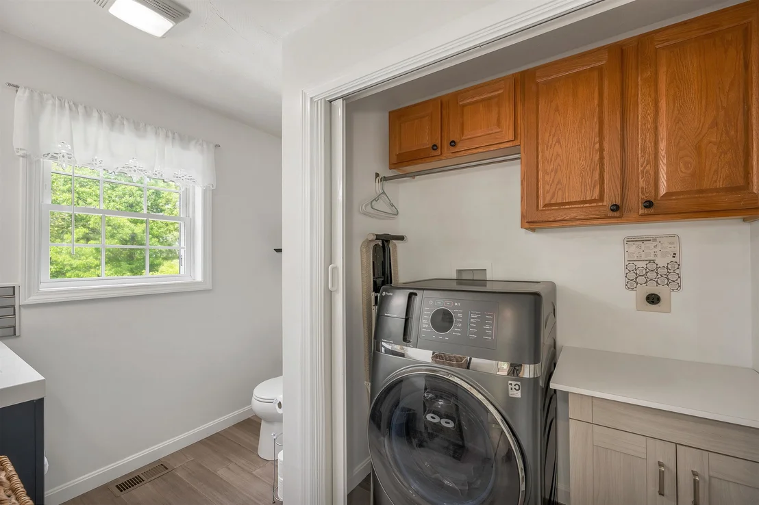 Photo of 537 Pingree Hill