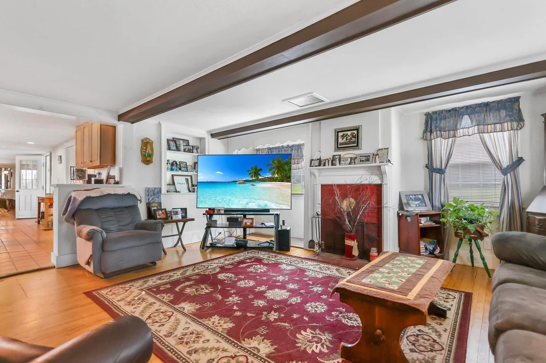 Photo of 32 Bean Hill