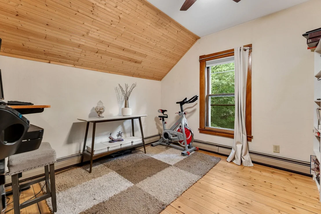 Photo of 208 Elm