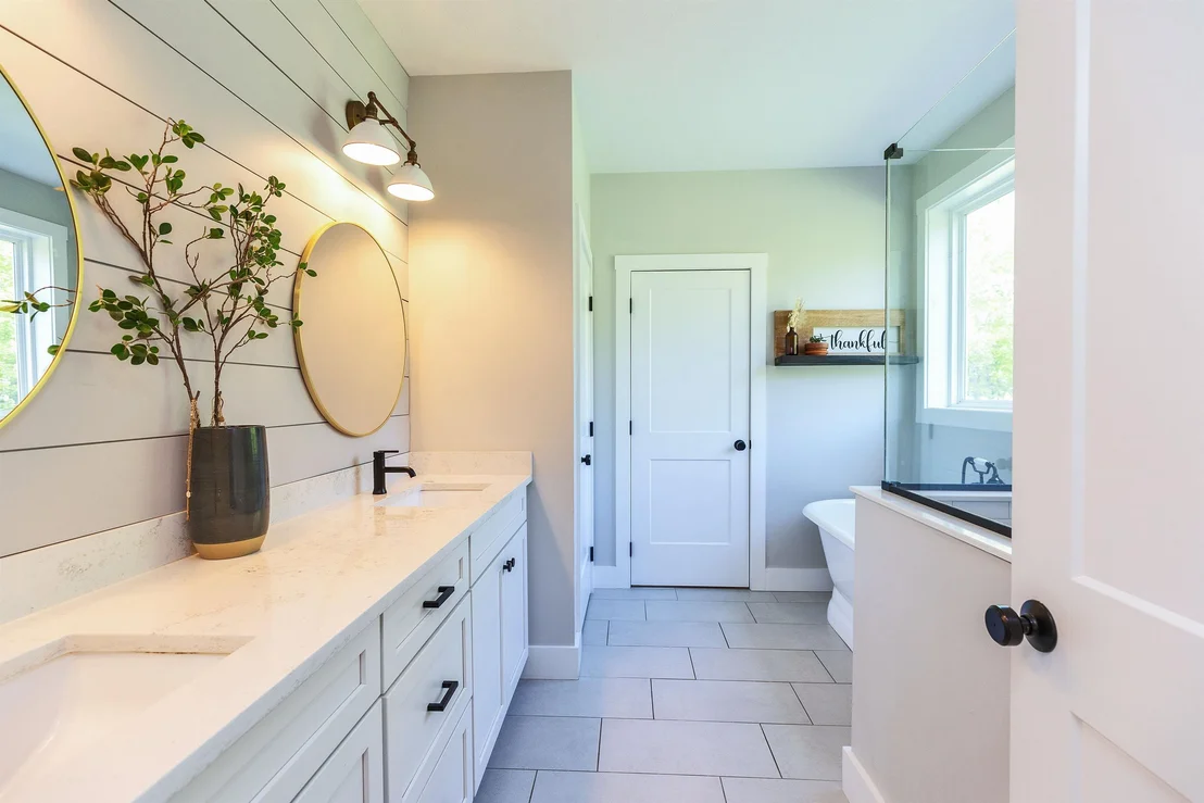 Photo of 296 Spring Hill