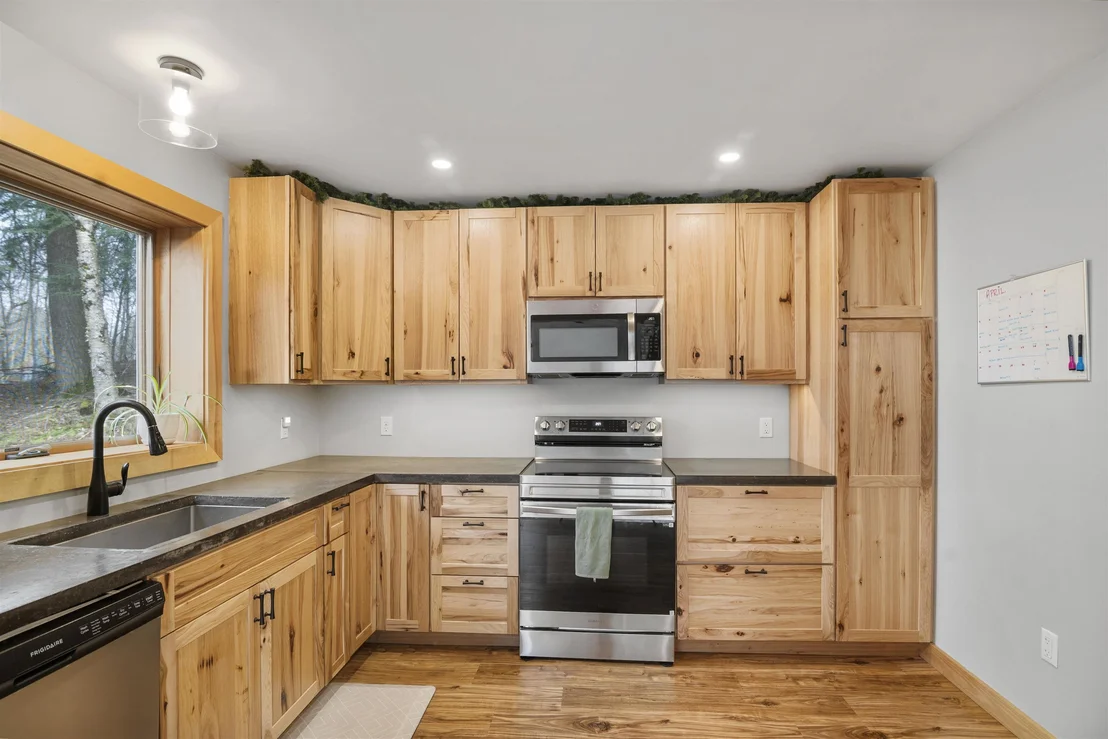 Photo of 371 Maplewood