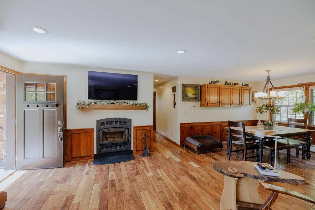 Photo of 266 W Surry