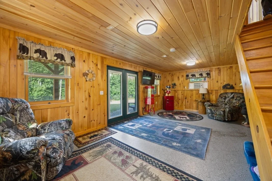 Photo of 335 Granite