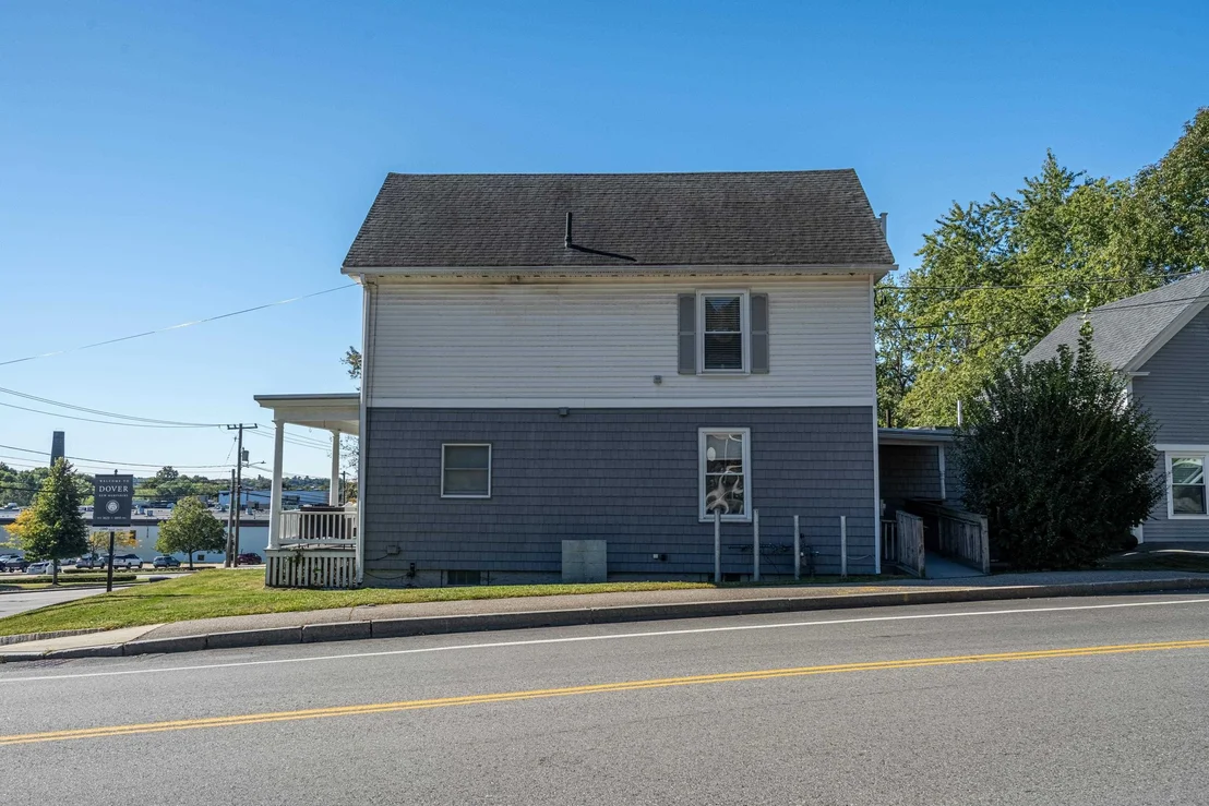 Photo of Unit A at 142A Broadway