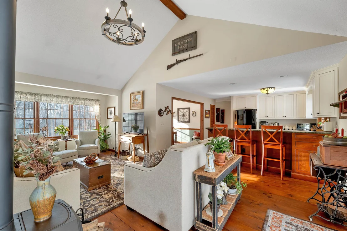Photo of 9 Birchview