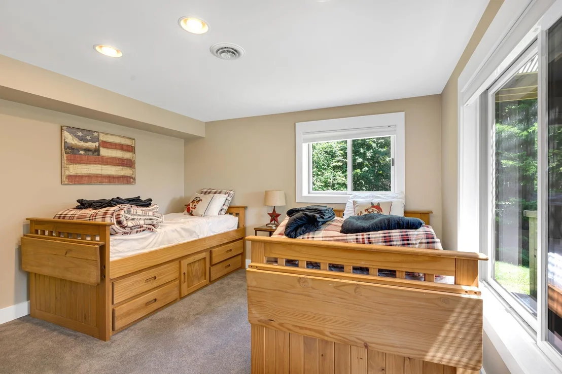 Photo of 476 Dix