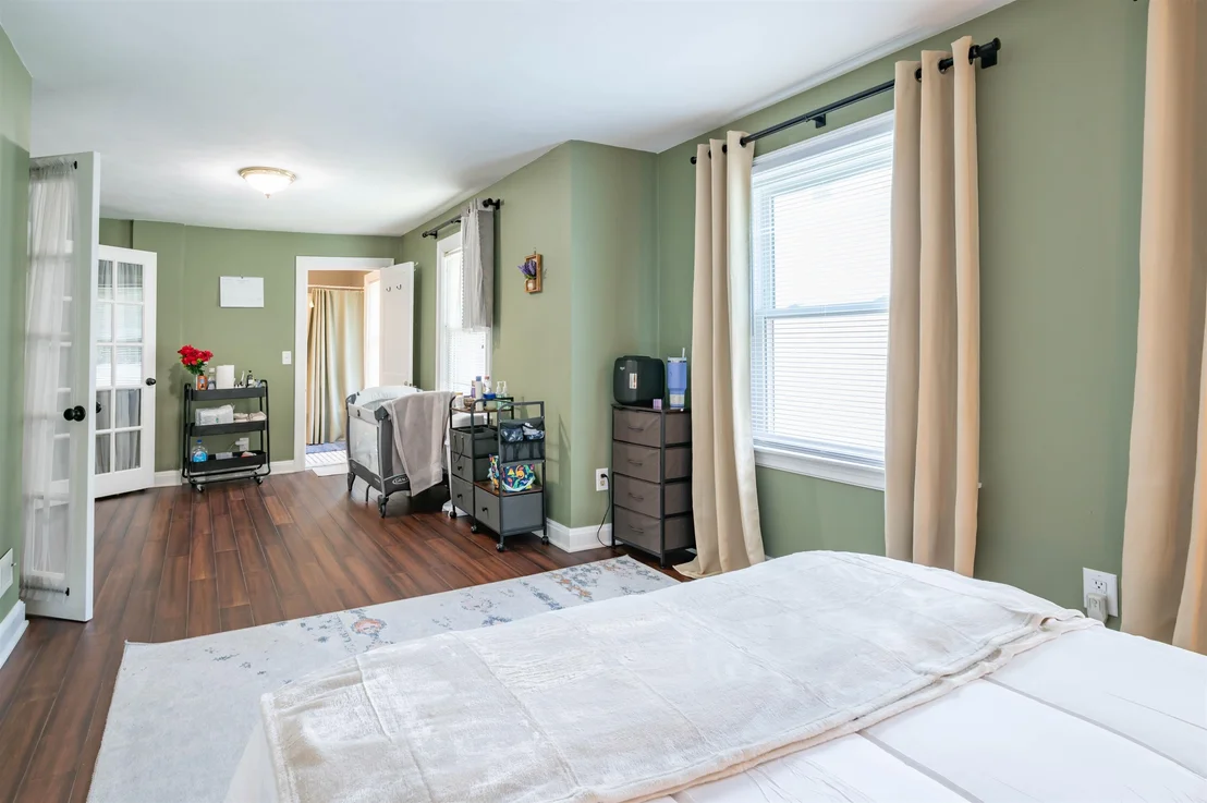 Photo of 3 Pratt