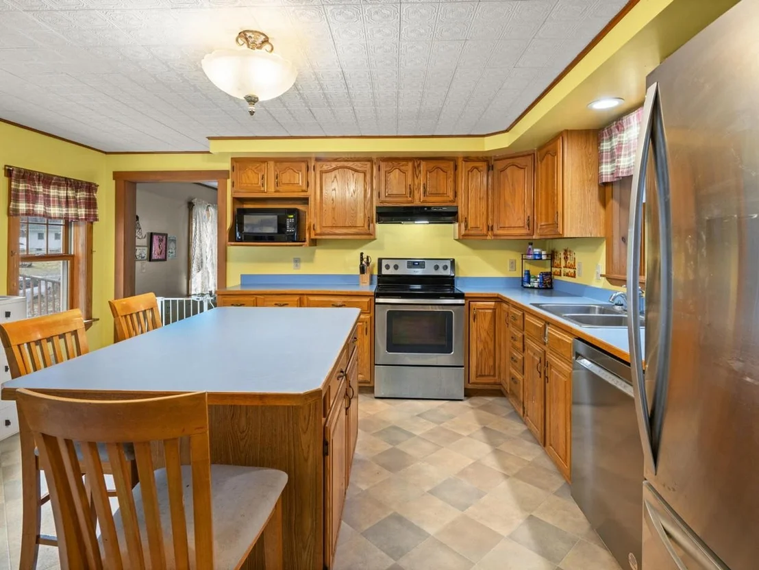 Photo of 2147 North Williston